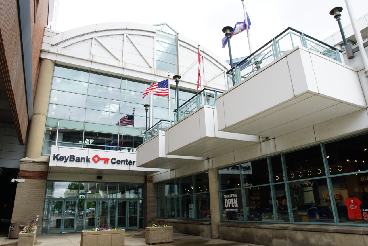 KeyBank integrates ServiceNow and Bizzdesign for a centralized solution architecture diagram repository